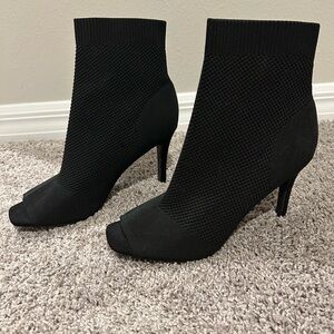 Elegant Black Women's Boots